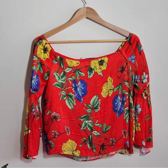 Alice + Olivia Red Floral Off the Shoulder Top NEW - Picture 4 of 6